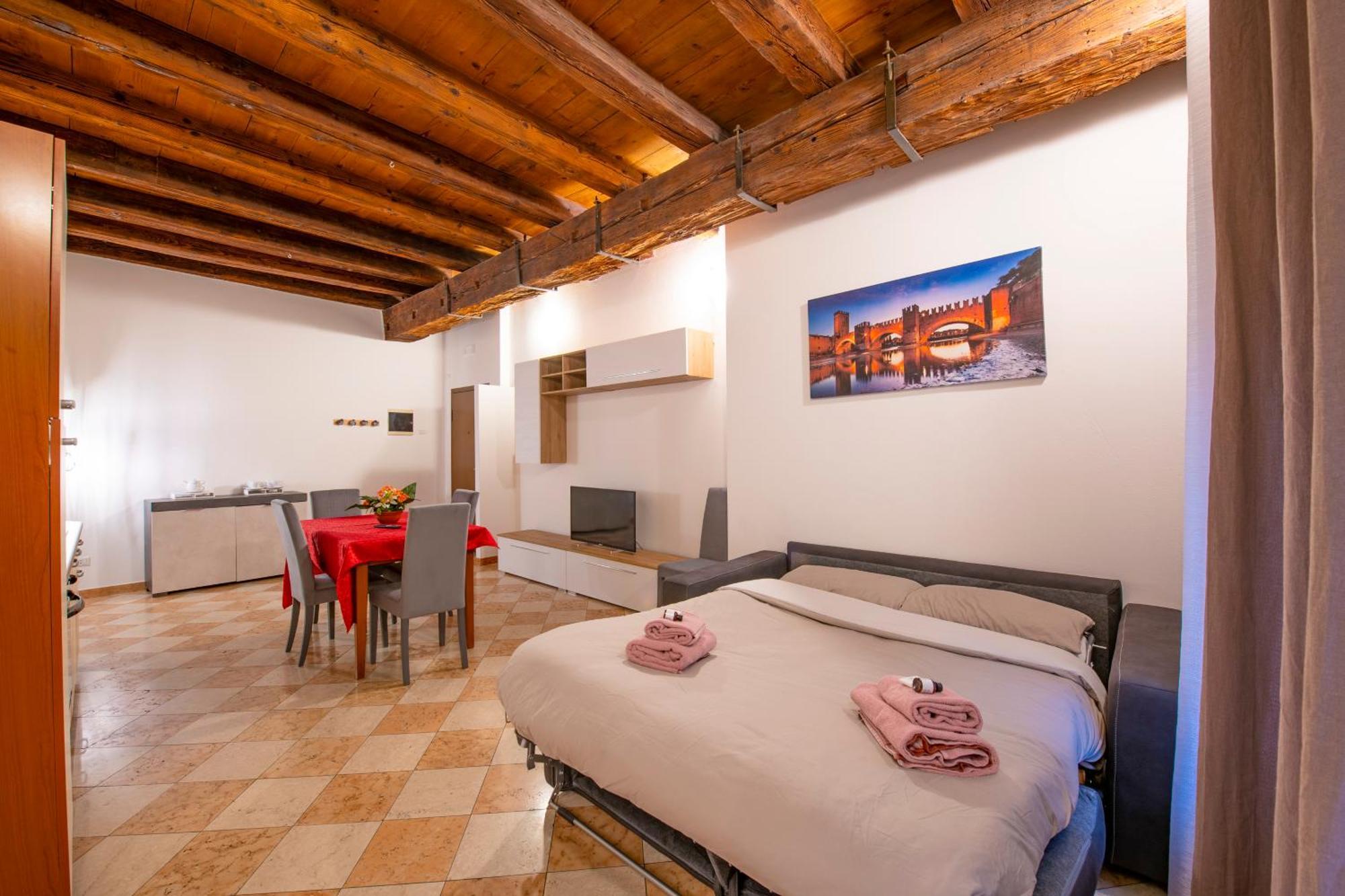Palace Home Mazzini Verona Center 1 Εξωτερικό φωτογραφία